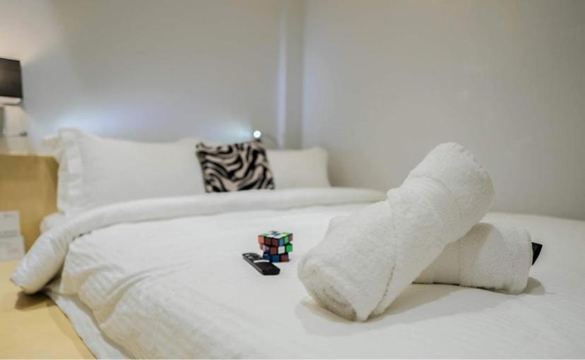 Radlett Residences Hotel - Tuguegarao エクステリア 写真