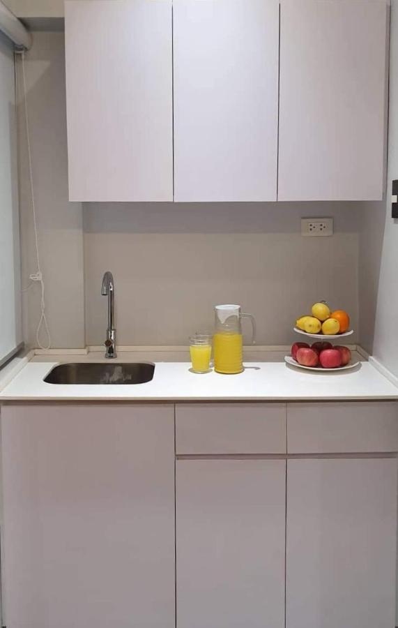 Radlett Residences Hotel - Tuguegarao エクステリア 写真