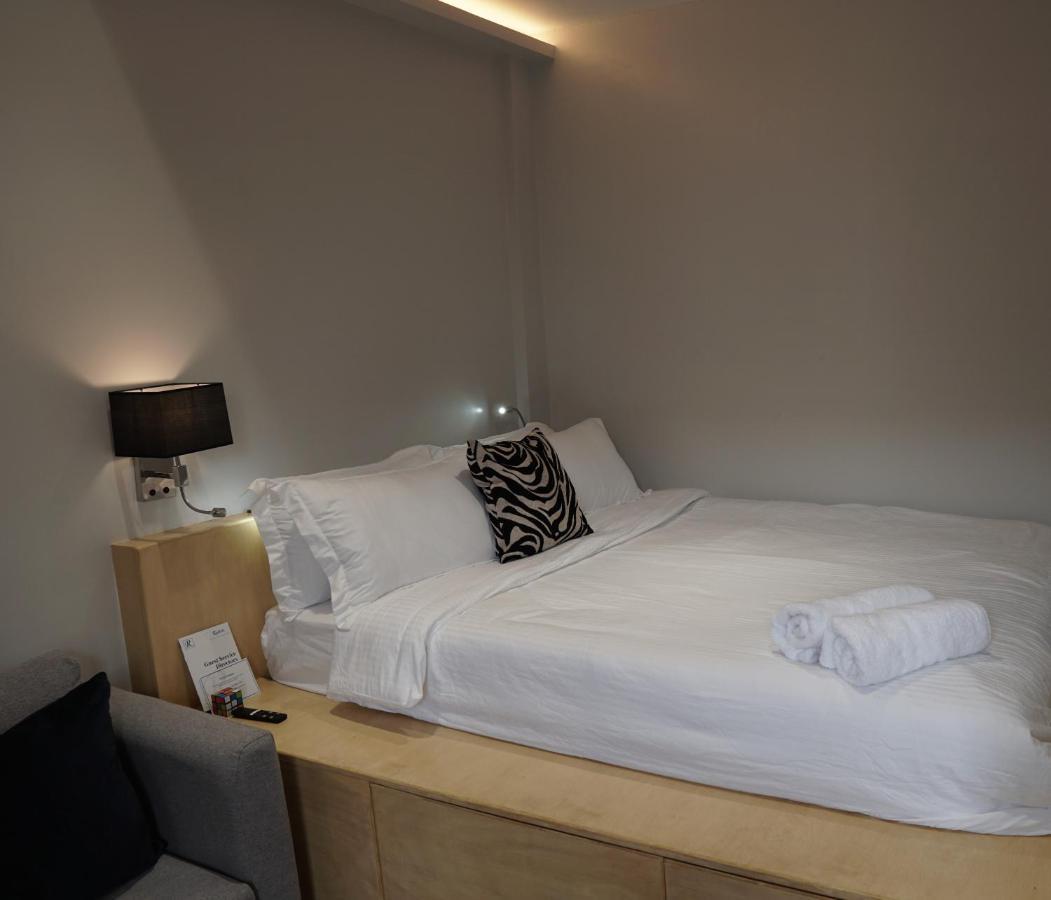 Radlett Residences Hotel - Tuguegarao エクステリア 写真