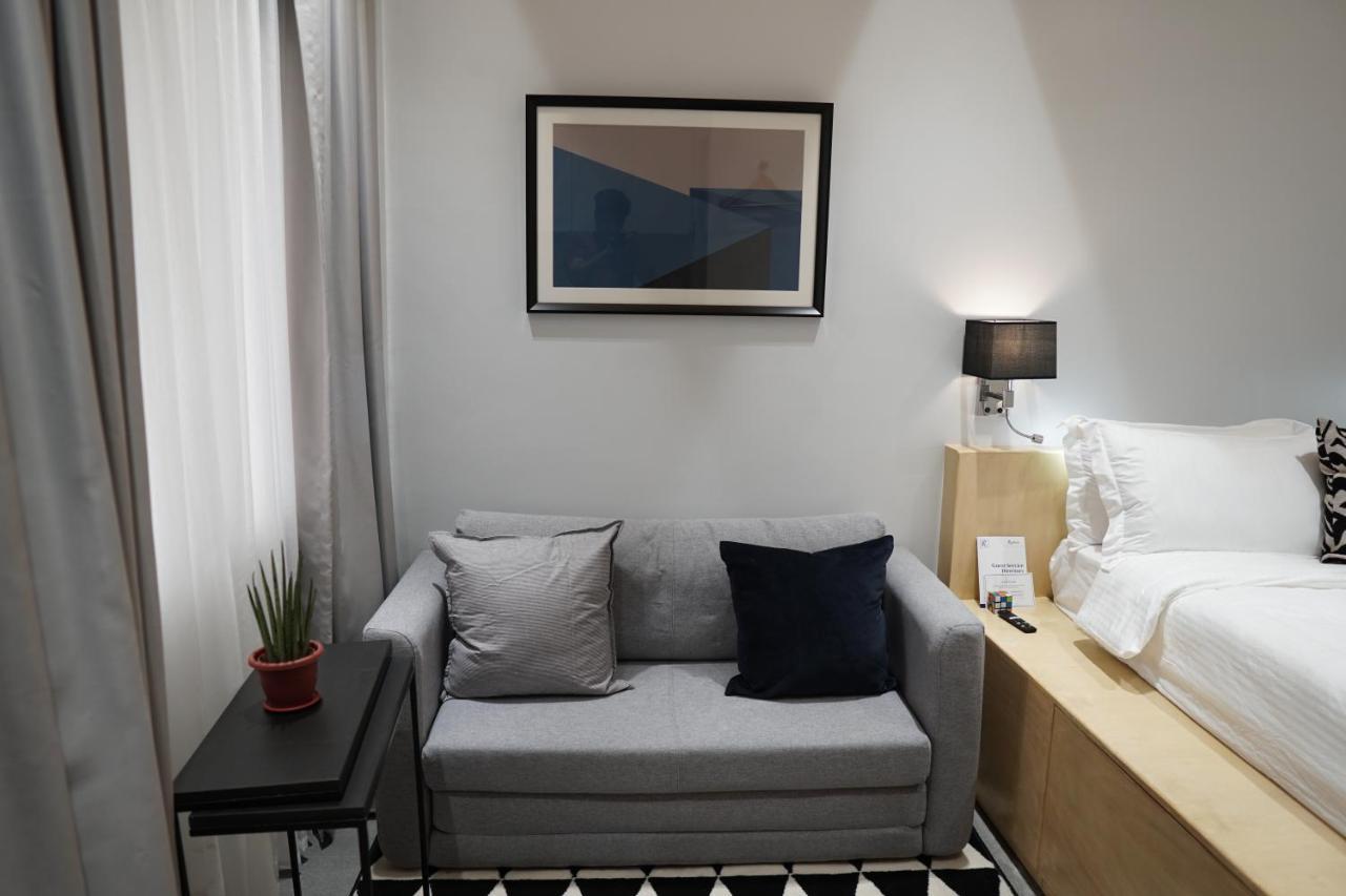Radlett Residences Hotel - Tuguegarao エクステリア 写真