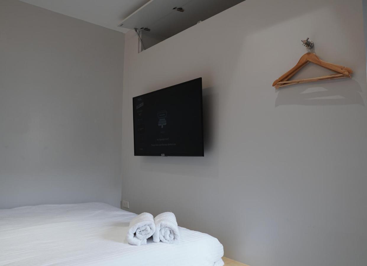 Radlett Residences Hotel - Tuguegarao エクステリア 写真