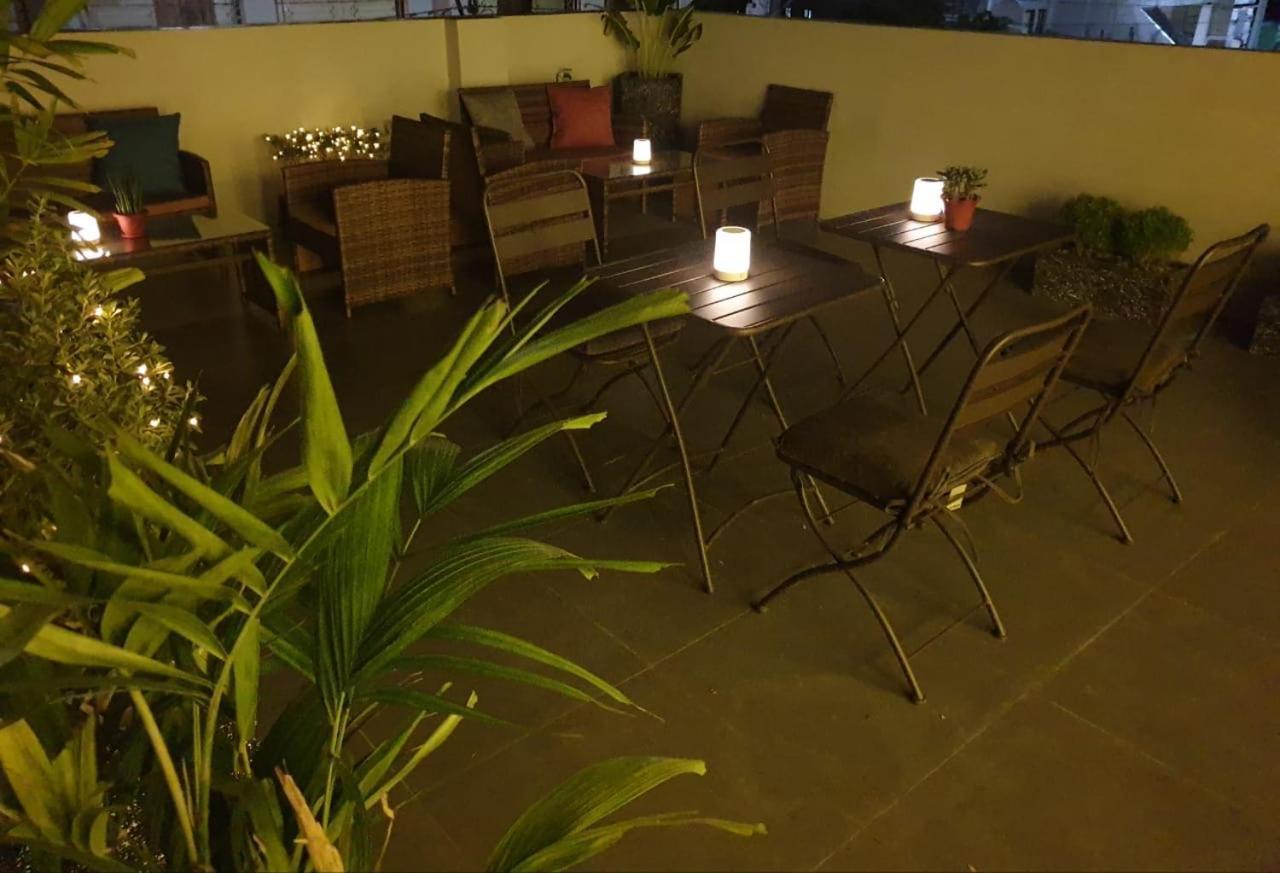Radlett Residences Hotel - Tuguegarao エクステリア 写真